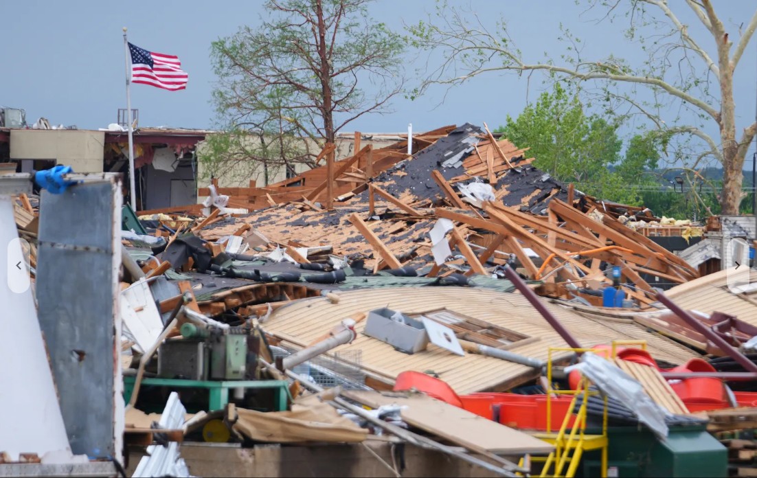 Mineral Wells Tornado — field photo